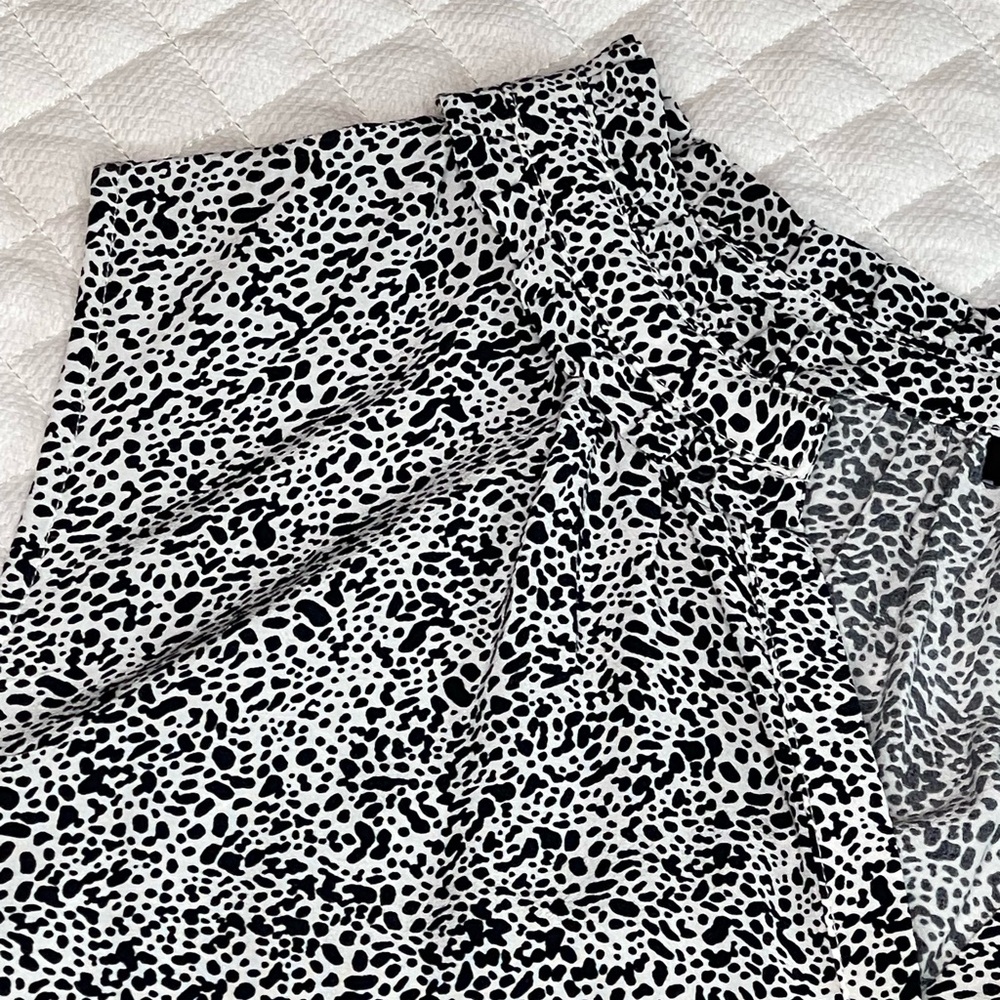 Talbots Ruffled Split Neck Shell in mini Animal Print - Picture 4 of 10